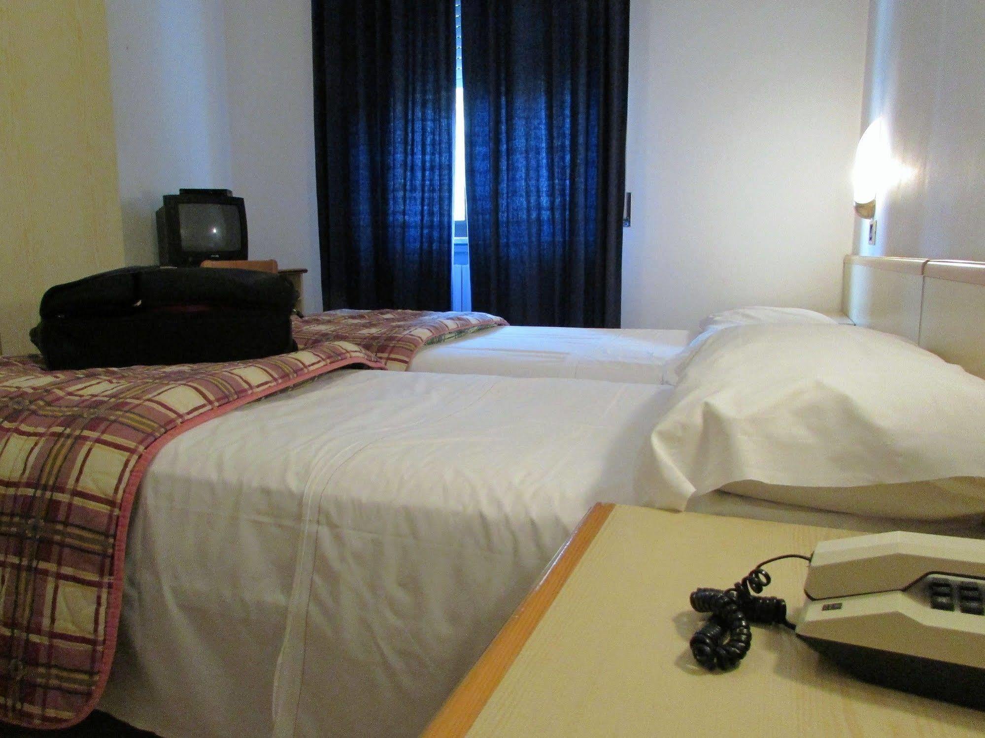 Il Grifo Hotel E Bisteccheria Toscana Montepulciano Stazione Екстериор снимка